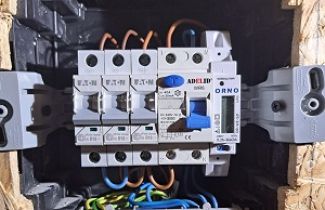 Rodzaje i oznaczenia wyłączników nadprądowych w instalacjach elektrycznych